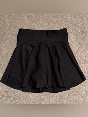 Girl’s Old Navy Active Skort - Black - L 10/12